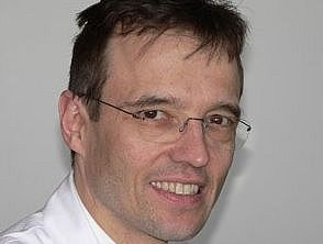 Portrait of professor Andreas Neubauer